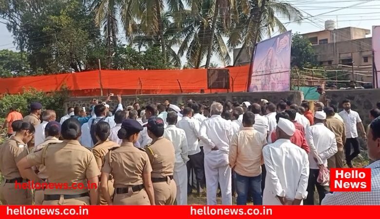 Karad Bazar Committee defense wall