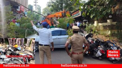 Photo of Satara News : काँक्रीट मिक्सरची चारचाकी आणि 7 दुचाकी चिरडल्या