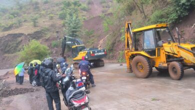 Photo of साताऱ्यात पाटणला पूल, बंधारे पाण्याखाली, कोयना- नवजा रस्ता खचला