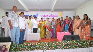 Photo of माजी खासदार, मुख्य न्यायमूर्ती, वीरपत्नी सांगतात… आम्ही रेठरे बुद्रुकच्या