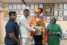 Photo of 700 म्हैशी : कापीलच्या युवा उद्योजक भाऊसाहेब ढेबे-पाटील यांच्या ‘भूमियुग’ म्हैसपालन प्रकल्पास आमदार विनय कोरे यांची सदिच्छा भेट