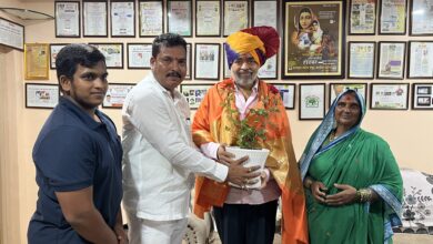 Photo of 700 म्हैशी : कापीलच्या युवा उद्योजक भाऊसाहेब ढेबे-पाटील यांच्या ‘भूमियुग’ म्हैसपालन प्रकल्पास आमदार विनय कोरे यांची सदिच्छा भेट